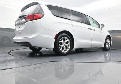 2018 Chrysler Pacifica Touring Plus