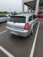 2005 Dodge Magnum SE