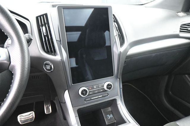 2023 Ford Edge ST