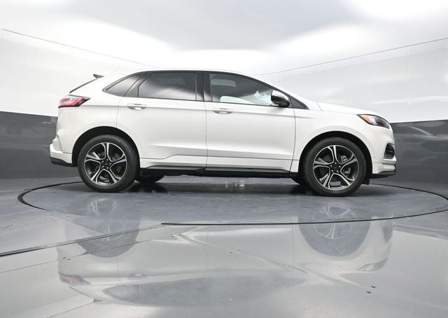2023 Ford Edge ST
