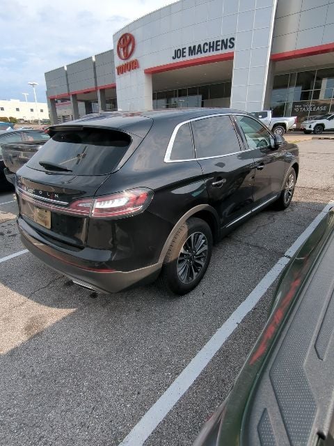 2022 Lincoln Nautilus Standard