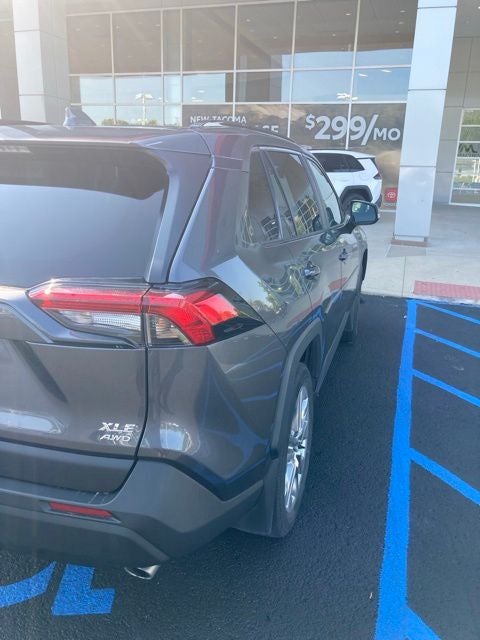 2021 Toyota RAV4 XLE Premium