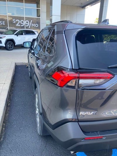 2021 Toyota RAV4 XLE Premium