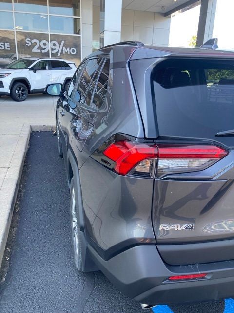 2021 Toyota RAV4 XLE Premium