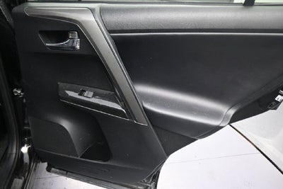 2018 Toyota RAV4 SE