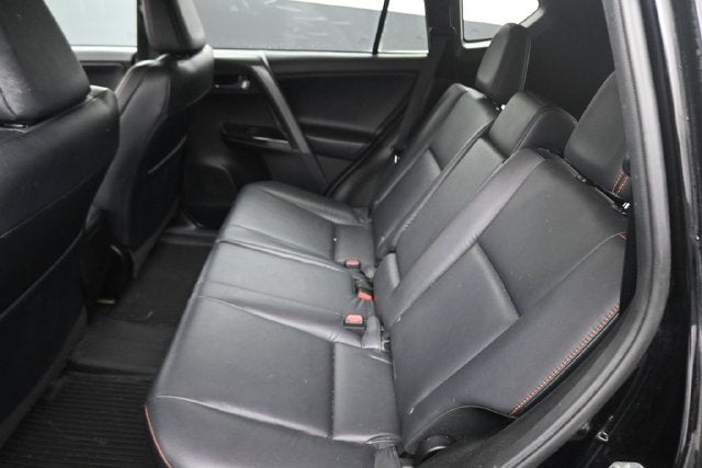 2018 Toyota RAV4 SE