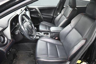 2018 Toyota RAV4 SE