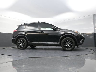 2018 Toyota RAV4 SE
