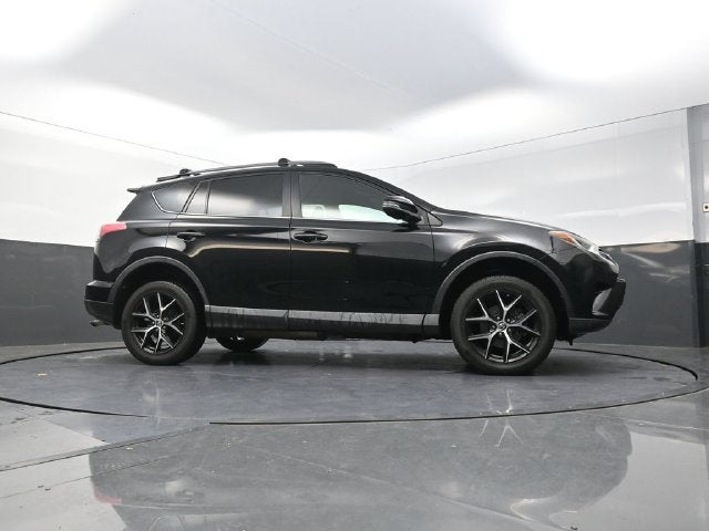 2018 Toyota RAV4 SE
