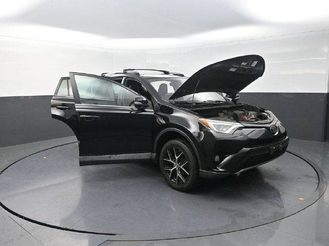 2018 Toyota RAV4 SE