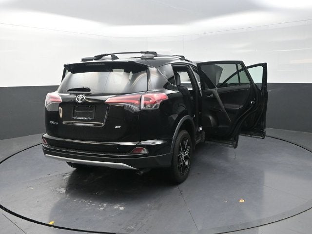 2018 Toyota RAV4 SE