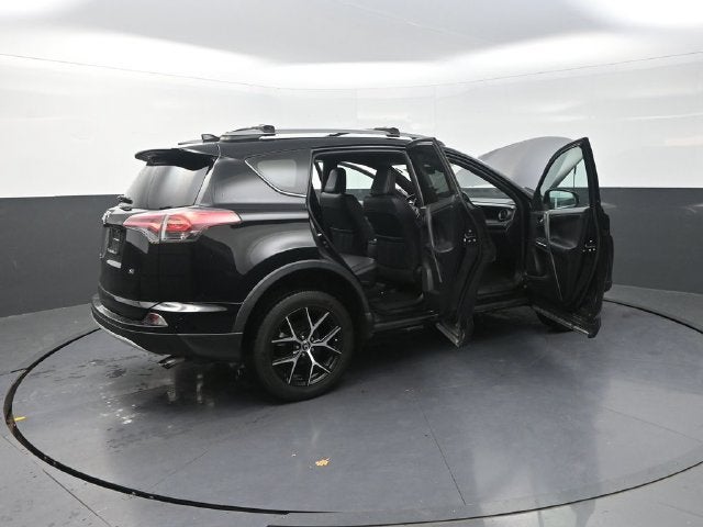 2018 Toyota RAV4 SE