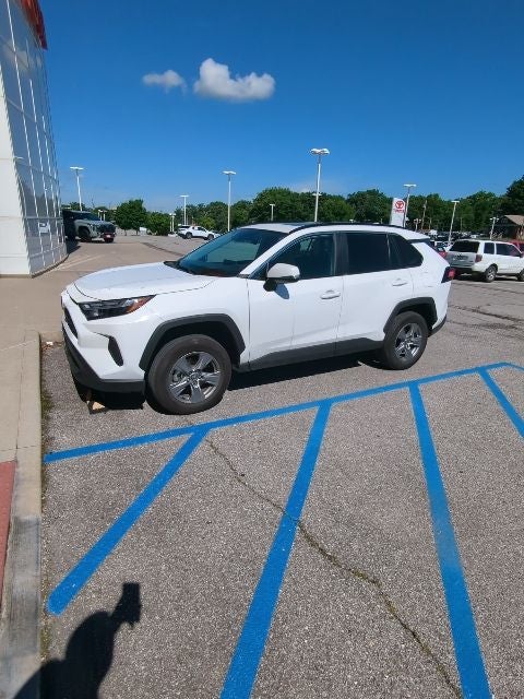2024 Toyota RAV4 XLE