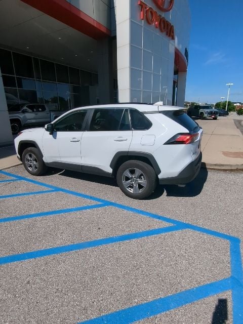 2024 Toyota RAV4 XLE