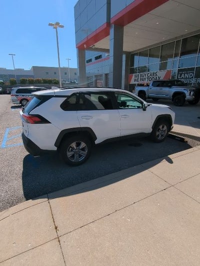 2024 Toyota RAV4 XLE