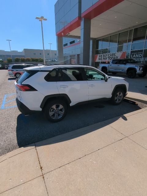 2024 Toyota RAV4 XLE