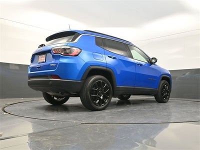 2022 Jeep Compass Latitude Lux