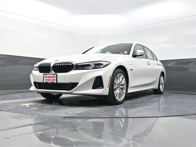2023 BMW 3 Series 330e xDrive