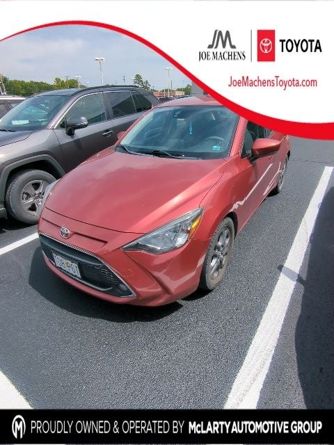 2020 Toyota Yaris LE