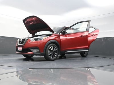 2019 Nissan Kicks SR