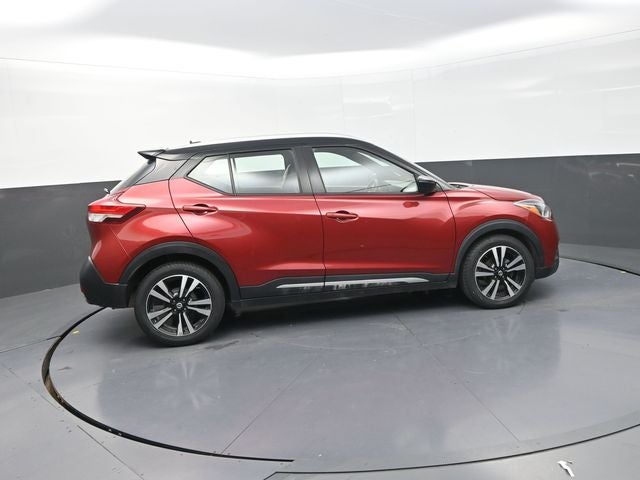 2019 Nissan Kicks SR