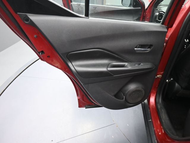 2019 Nissan Kicks SR