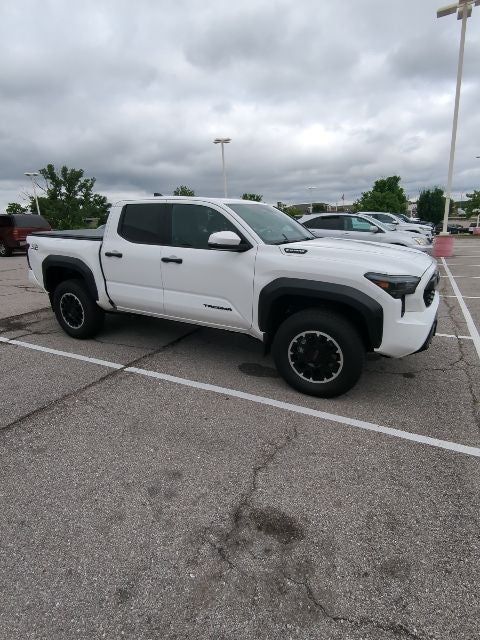 2024 Toyota Tacoma Hybrid TRD Off Road