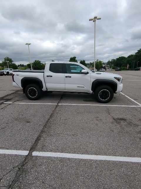 2024 Toyota Tacoma Hybrid TRD Off Road