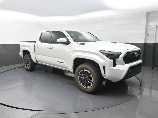 2024 Toyota Tacoma Hybrid TRD Sport