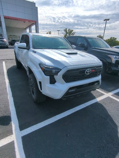 2024 Toyota Tacoma Hybrid TRD Sport