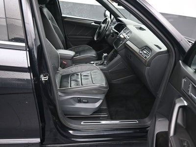 2022 Volkswagen Tiguan 2.0T SEL R-Line