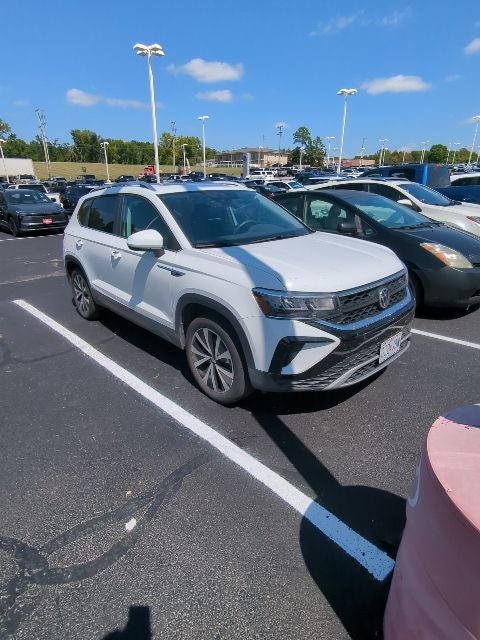 2022 Volkswagen Taos 1.5T SE