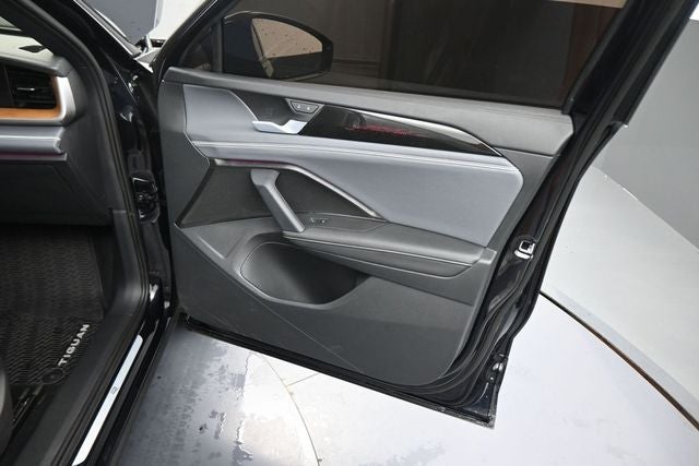 2026 Volkswagen Tiguan 2.0T SEL R-Line Turbo