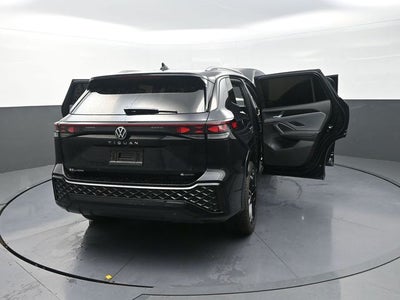 2026 Volkswagen Tiguan 2.0T SEL R-Line Turbo
