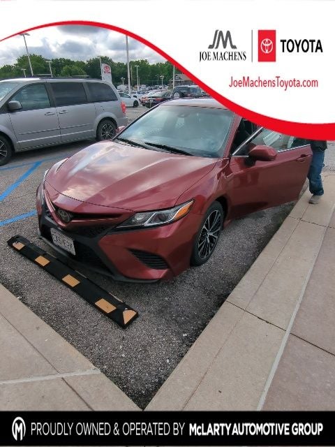 2018 Toyota Camry SE