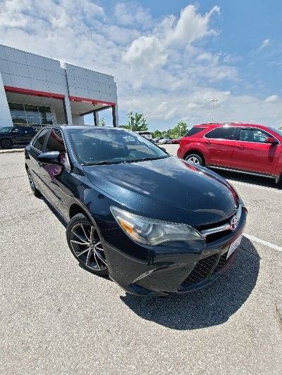 2016 Toyota Camry XSE