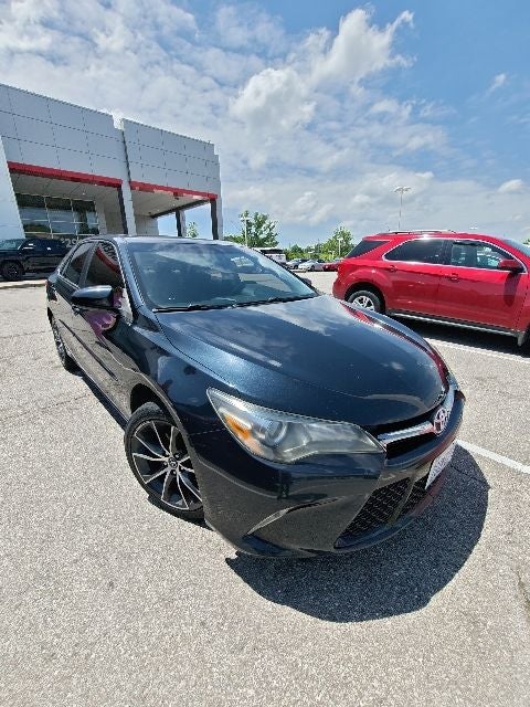 2016 Toyota Camry XSE