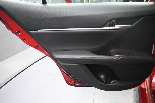 2023 Toyota Camry Hybrid XLE