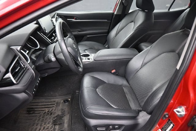 2023 Toyota Camry Hybrid XLE