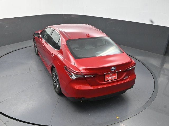 2023 Toyota Camry Hybrid XLE
