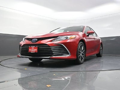 2023 Toyota Camry Hybrid XLE