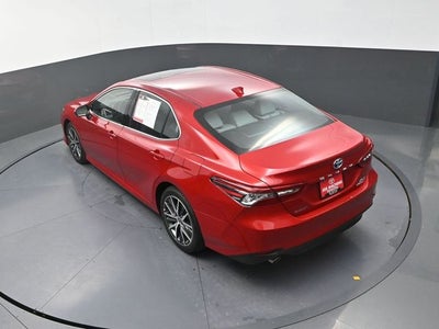 2023 Toyota Camry Hybrid XLE