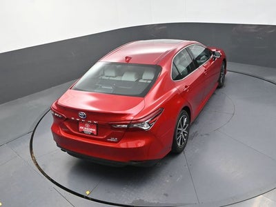 2023 Toyota Camry Hybrid XLE