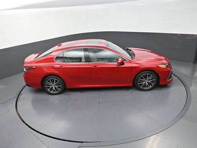 2023 Toyota Camry Hybrid XLE