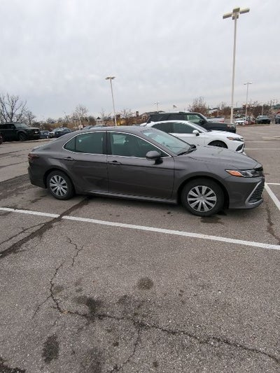 2023 Toyota Camry Hybrid LE