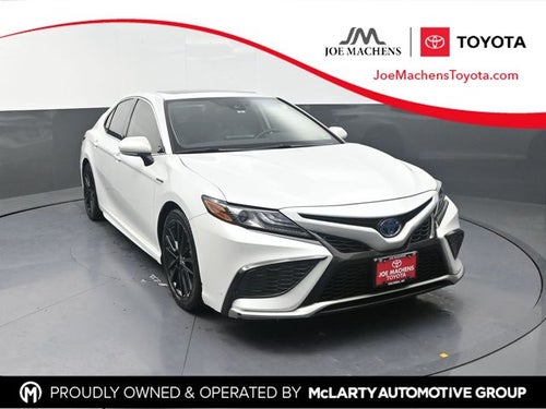 2021 Toyota Camry Hybrid XSE