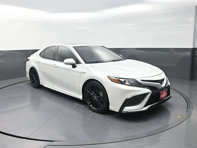 2021 Toyota Camry Hybrid XSE