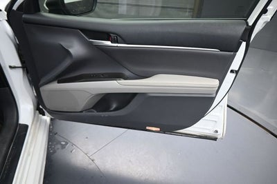 2021 Toyota Camry Hybrid XSE