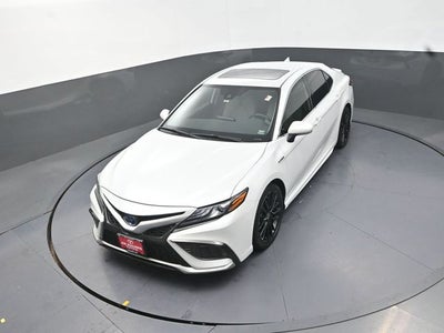 2021 Toyota Camry Hybrid XSE