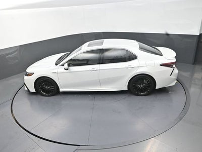 2021 Toyota Camry Hybrid XSE